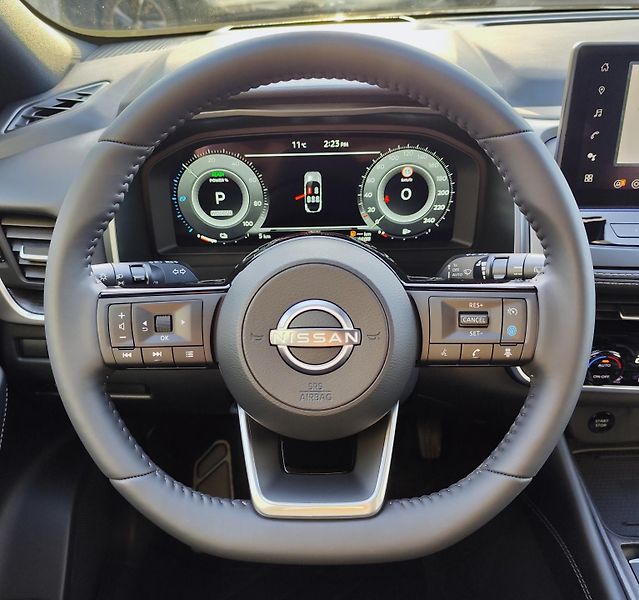 Nissan Qashqai (2025) 1.5 E-POWER Tekna 140kW/190k - fotka 12 z 18