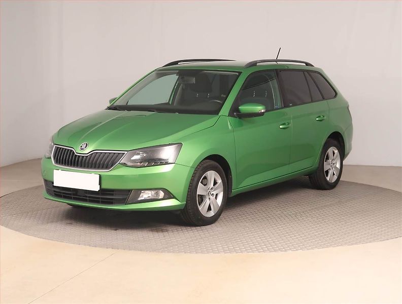Škoda Fabia (2016) Ambition 1.2 TSI, Serv.kniha - fotka 2 z 16