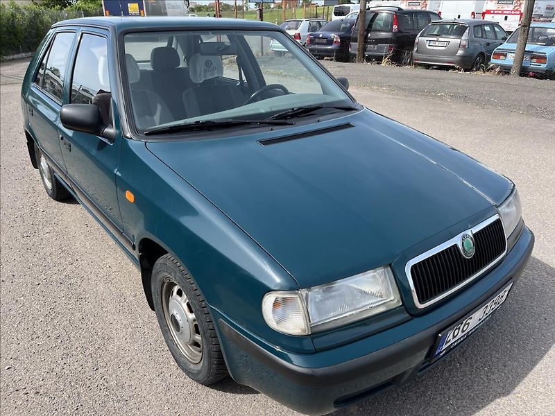 Škoda Felicia 1,3 MPi LXI ČR SERVIS 2x KOLA - fotka 3 z 31