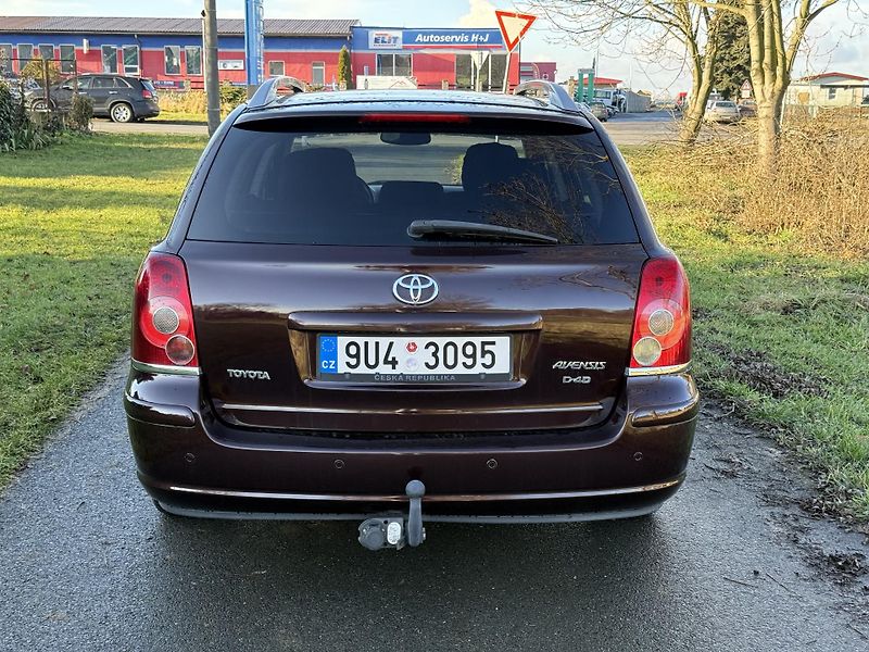 Toyota Avensis (2007) T25 2.0 D4D 93kw - fotka 4 z 17