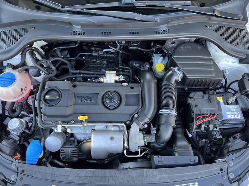 Škoda Rapid 1.4TSi 90kw DSG KLIMA ALU ČR - fotka 32 z 38