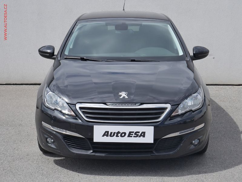 Peugeot 308 (2016) 1.6HDI, navi, autoAC - fotka 2 z 18
