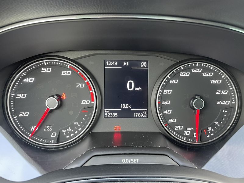 Seat Arona XCELLENCE 1.0 TSI 85 kW  - fotka 12 z 25