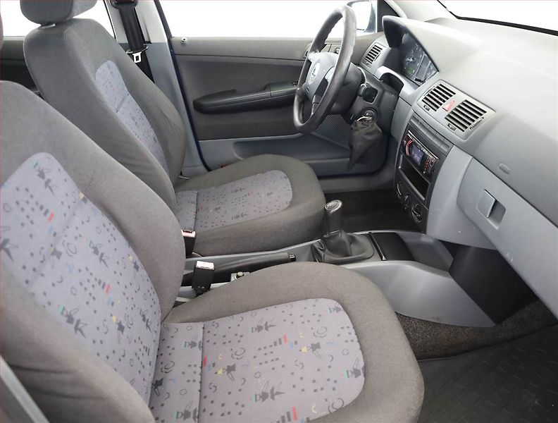 Škoda Fabia (2004) 1.2, po STK, jezdí výborně - fotka 7 z 12