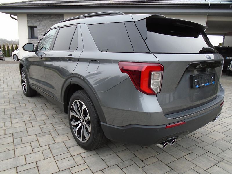 Ford Explorer 3,0EcoBoost Plug-in-Hybrid ST - fotka 3 z 50