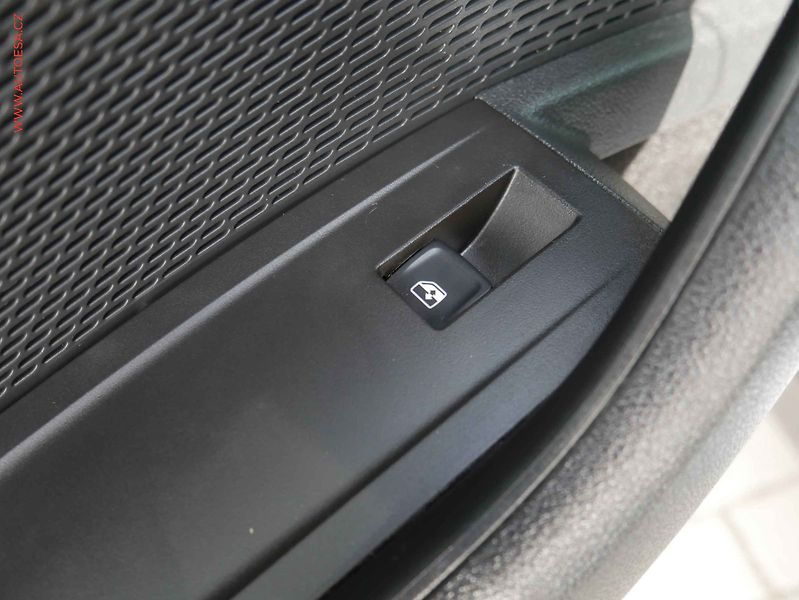Škoda Octavia (2022) 1.5 TSi, Scout, LED, +ALU - fotka 12 z 20