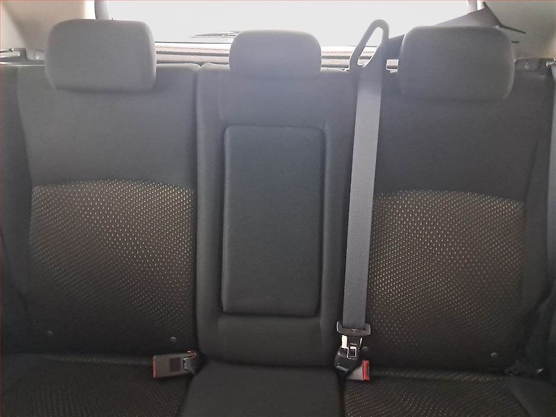 Mitsubishi ASX (2014) Invite 1.6 MIVEC, ČR,1.maj - fotka 10 z 17