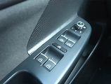 Volkswagen Golf (2012) Highline 1.6 TDI, Automat - náhled 15
