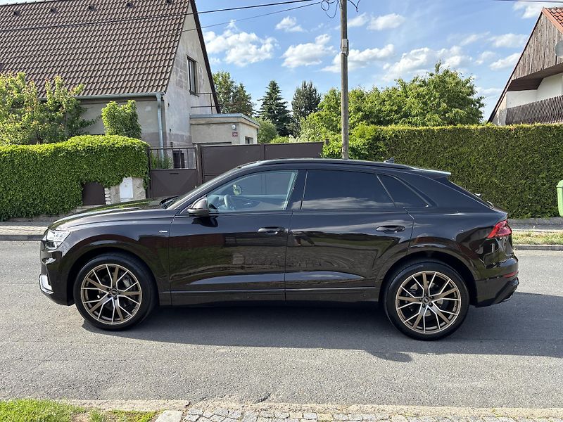 Audi Q8 (2023) 50 TDI,S-line,Q,Vzduch,Nez.top - fotka 7 z 27