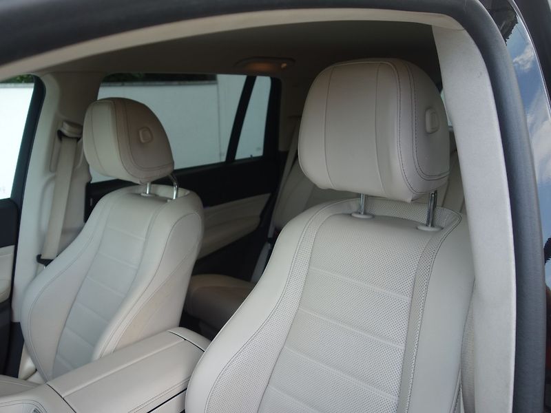 Mercedes-Benz GLS (2020) 350D*4M*WEBASTO*MASÁŽ*69000KM! - fotka 12 z 50