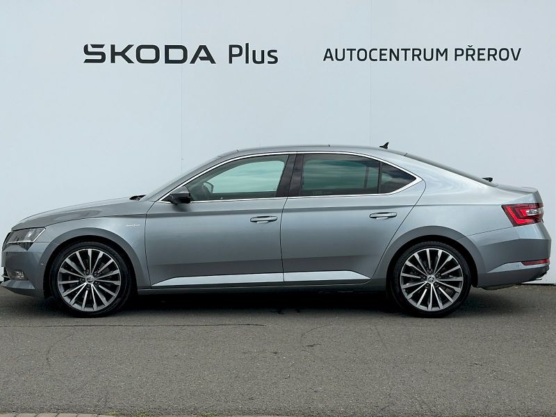 Škoda Superb (2016) 2.0 TSI 206kW L&K DSG 4x4 - fotka 3 z 35