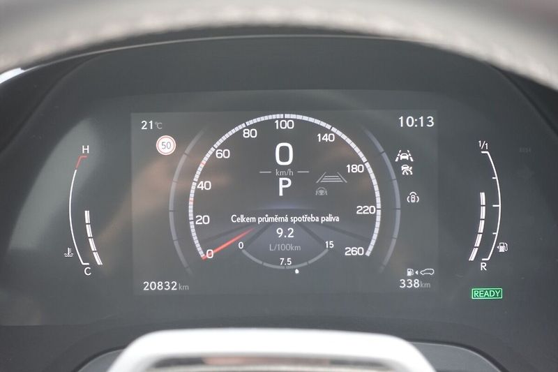 Lexus RX RX500h F Sport Plus Panoramic - fotka 31 z 40