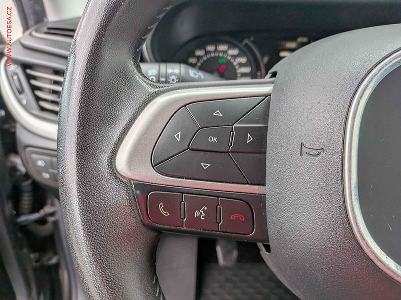 Fiat Tipo (2016) 1.6 MultiJet, AC, výhřev sed - fotka 13 z 16