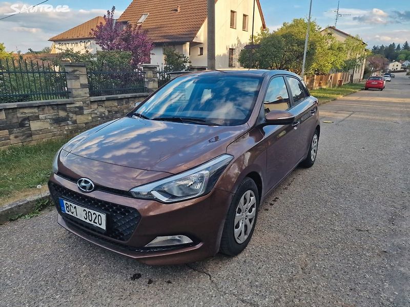 Hyundai i20 KUP CZ,KRÁSNÁ,1.MAJITEL,KOMISE - fotka 2 z 15