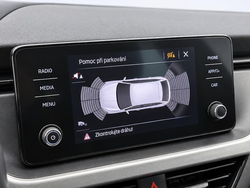 Škoda Scala 1,0 TSI 85kW Style CZ LED - fotka 23 z 34