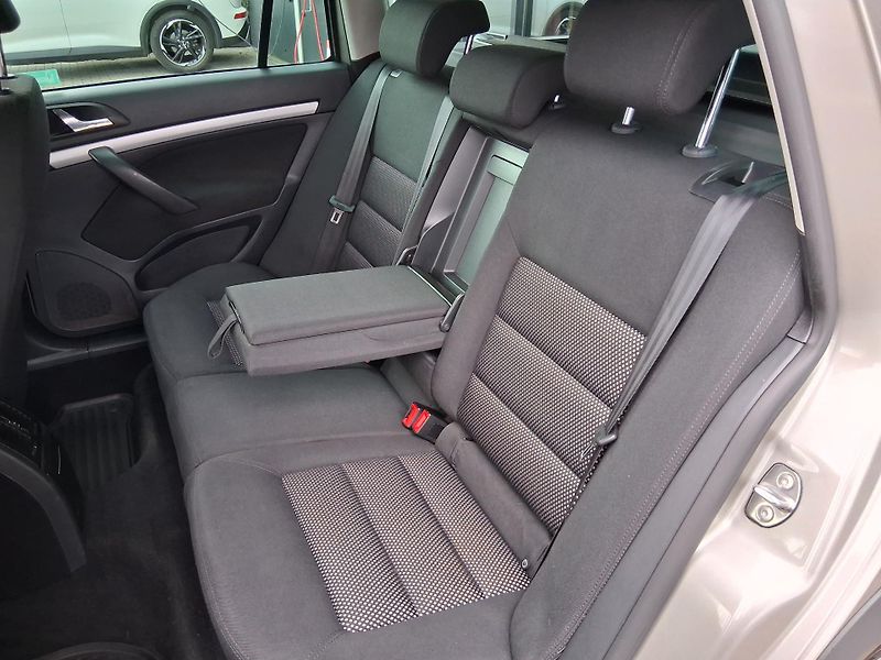 Škoda Octavia SCOUT 2.0 TDI 4x4 103 kW - fotka 5 z 20