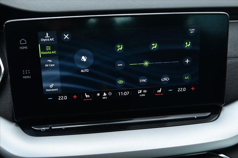 Škoda Octavia 2.0 TDI 110kW DSG STYLE ČR - fotka 20 z 31