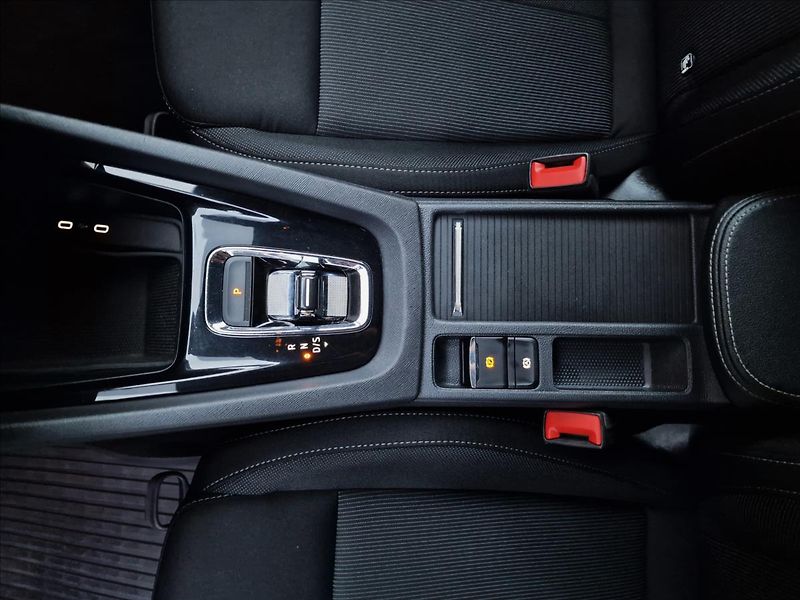 Škoda Octavia 2.0 TDI DSG Style Sport,1.Maj - fotka 38 z 49