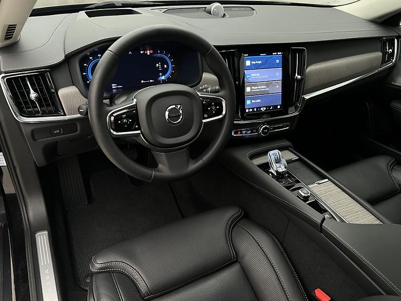 Volvo V90 CC B5 AWD ULTIMATE BRIGHT AUT - fotka 4 z 48