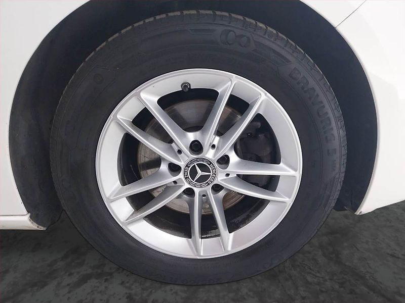 Mercedes-Benz Třídy B (2019) B 180, Automat, Kůže, Navi - fotka 15 z 22