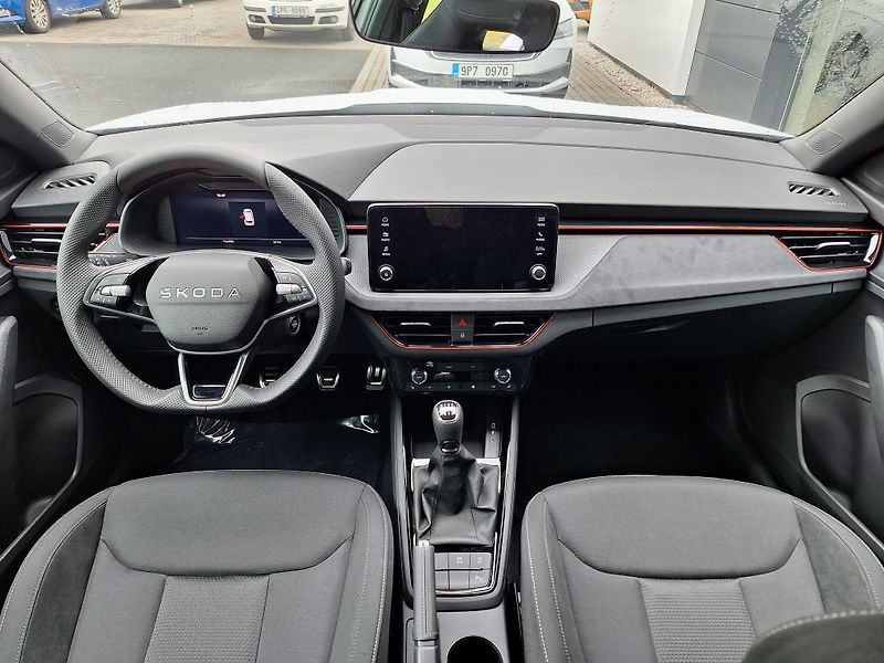 Škoda Kamiq Dynamic 1,5TSI 110kW - fotka 11 z 11