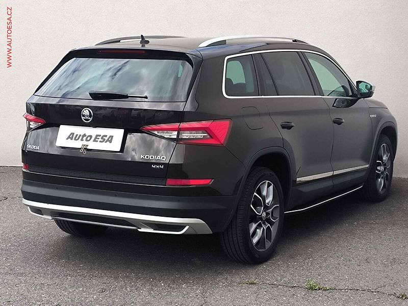 Škoda Kodiaq (2018) 2.0TDi 4x4, ČR, Scout, DSG - fotka 4 z 32