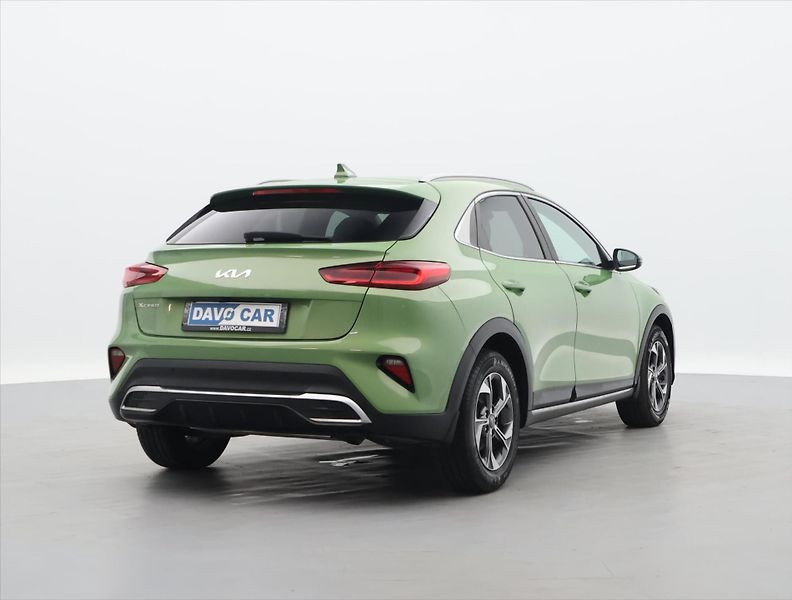 Kia XCeed 1,5 T-GDI 117kW Exclusive DPH - fotka 7 z 34