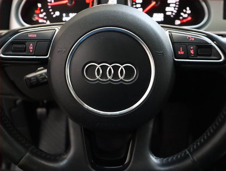 Audi Q7 (2012) 3.0 TDI, 4X4, Automat, 7 míst - fotka 21 z 23