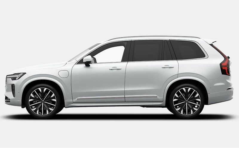 Volvo XC90 (2026) T8 AWD PLUS BRIGHT - fotka 2 z 16