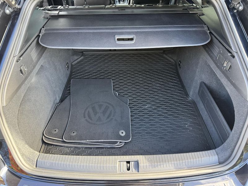 Volkswagen Arteon Shooting Brake (2021) 2.0TSI 140kw DSG R-Line Webast - fotka 38 z 40