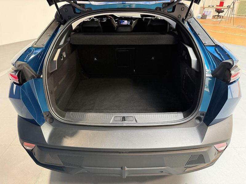 Peugeot 408 ALLURE 1.2 PureTech 130 S&S EA - fotka 16 z 17