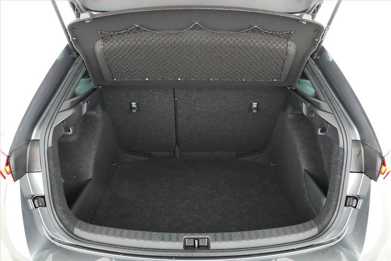 Škoda Scala (2025) 1.0 TSI, Drive - fotka 17 z 18