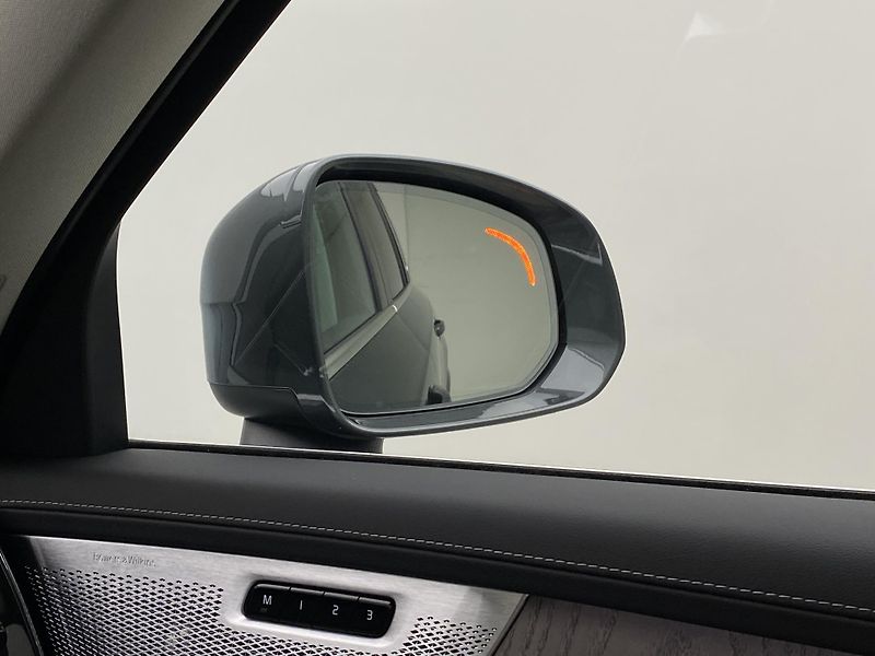 Volvo XC90 (2026) B5 AWD AUT BRIGHT PLUS 7míst - fotka 35 z 68