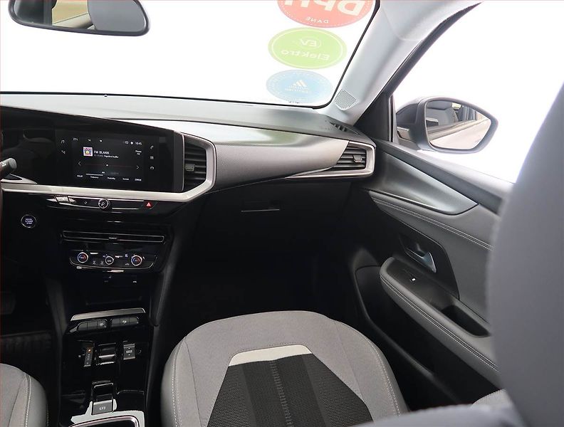 Opel Mokka (2022) Electric 50 kWh, SoH 93% - fotka 8 z 26