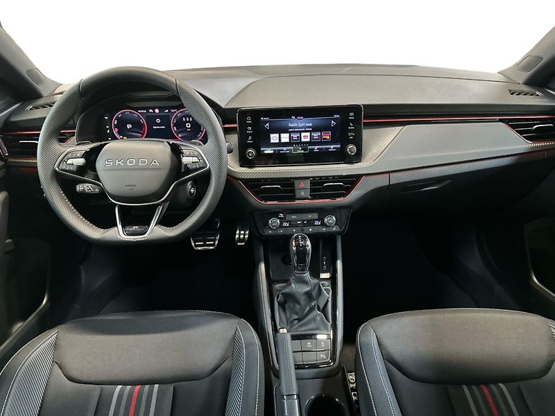 Škoda Scala 1,0 TSI / 85 kW Monte Carlo DS - fotka 10 z 23