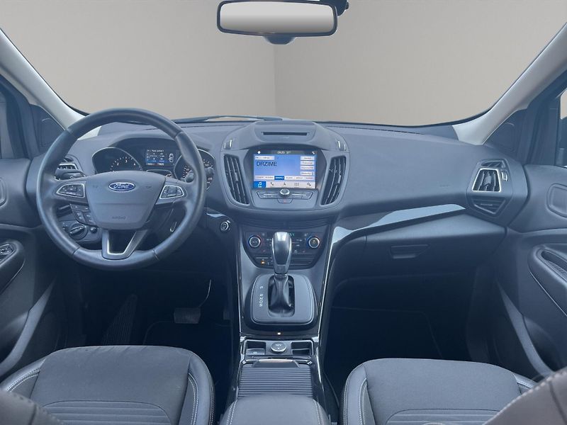 Ford Kuga (2017) 2.0 110kW, 4x4, Tažné, Serv.kn - fotka 9 z 22