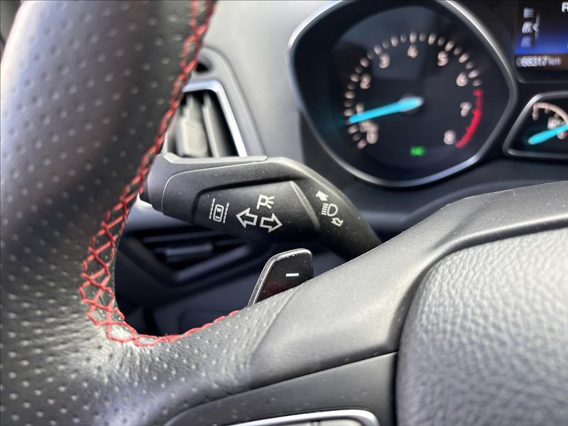 Ford Kuga 2,0 EcoBoost 170kW  ST-Line - fotka 32 z 50