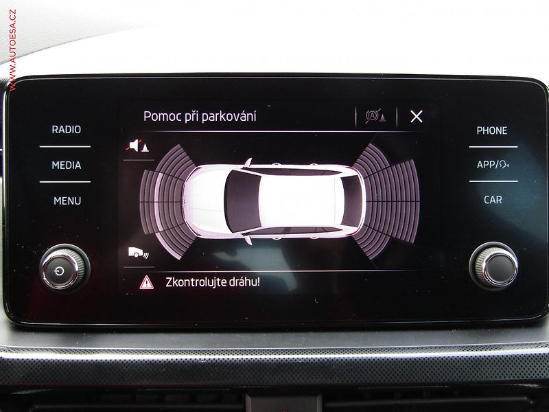 Škoda Scala (2019) 1.5 TSi, ČR, Style, DSG - fotka 21 z 23