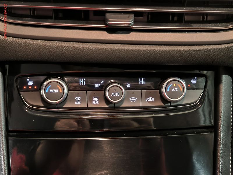 Opel Grandland (2022) 1.2T, 2.maj,ČR, GS Line - fotka 15 z 18