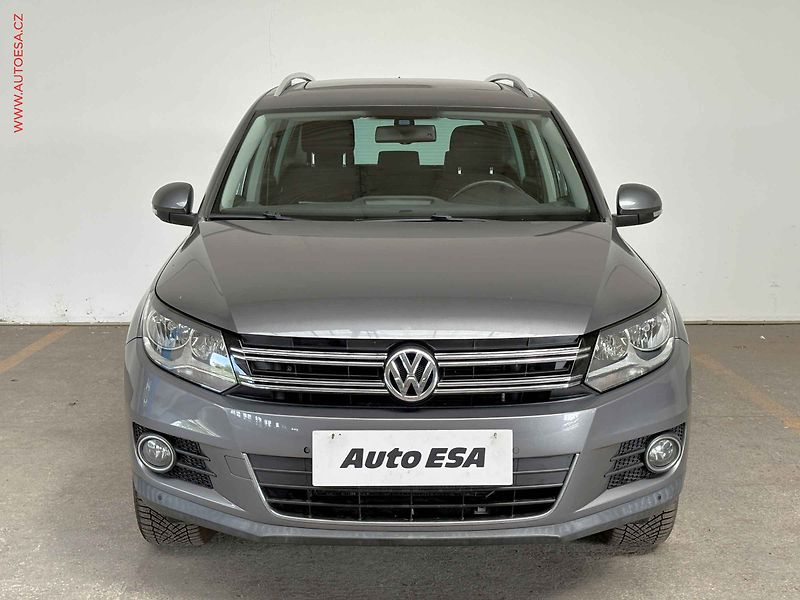 Volkswagen Tiguan (2014) 2.0 TDi 4x4, CUP, DSG, panor - fotka 2 z 17