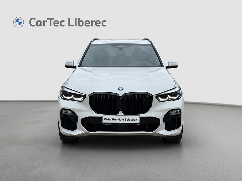 BMW X5 xDrive30d - fotka 6 z 21