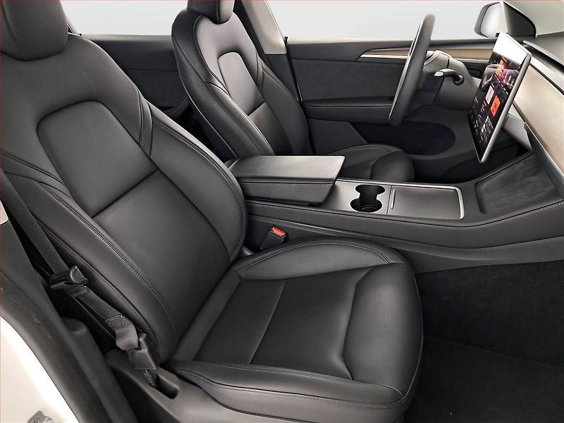 Tesla Model Y (2023) Long Range AWD 79kWh, SoH 93% - fotka 9 z 20
