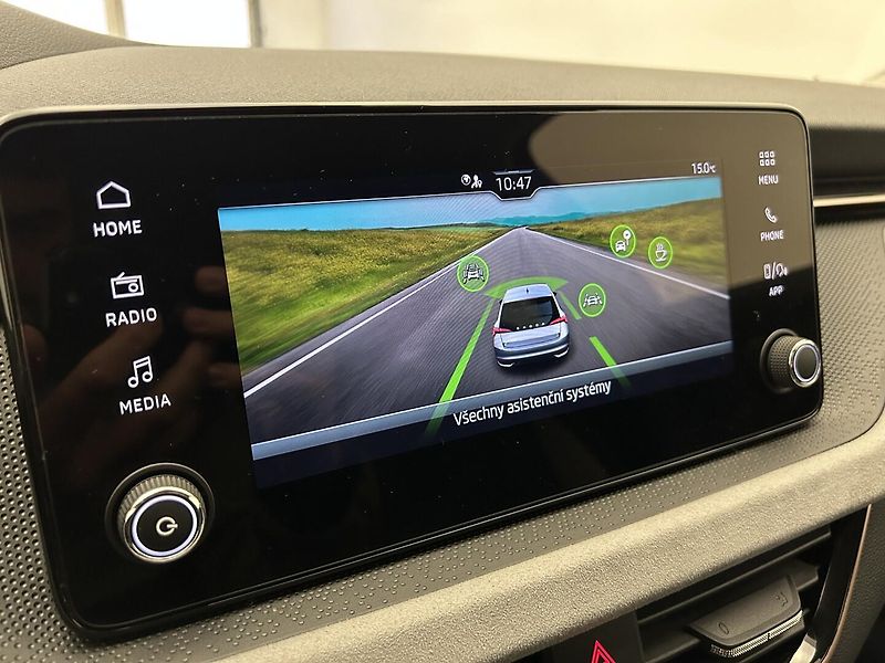 Škoda Scala 1.0 TSI Selection - fotka 14 z 25