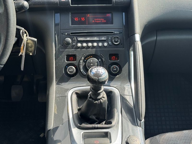 Peugeot 3008 (2010) 1,6 HDI 80 Kw - fotka 20 z 30