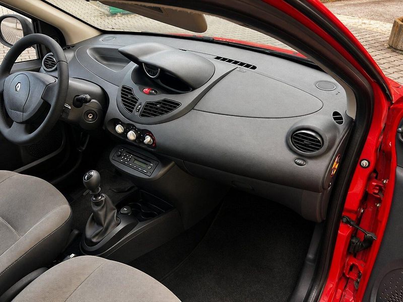 Renault Twingo 1,2i (43kW)*STK DO 8/2028* - fotka 9 z 13