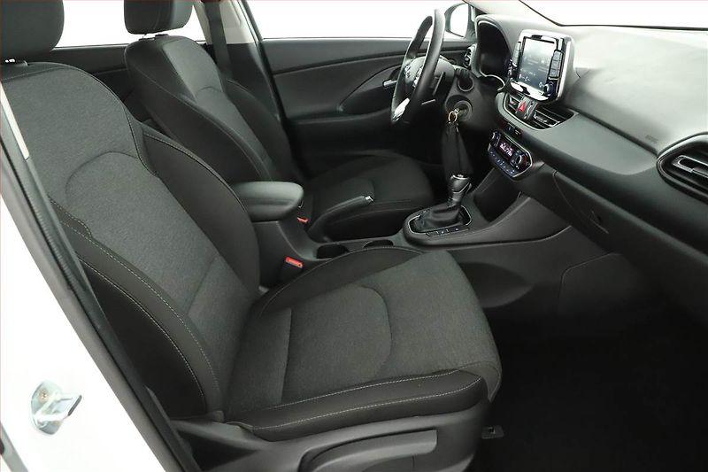 Hyundai i30 (2023) Smart 1.0 T-GDI, Automat, ČR - fotka 7 z 20