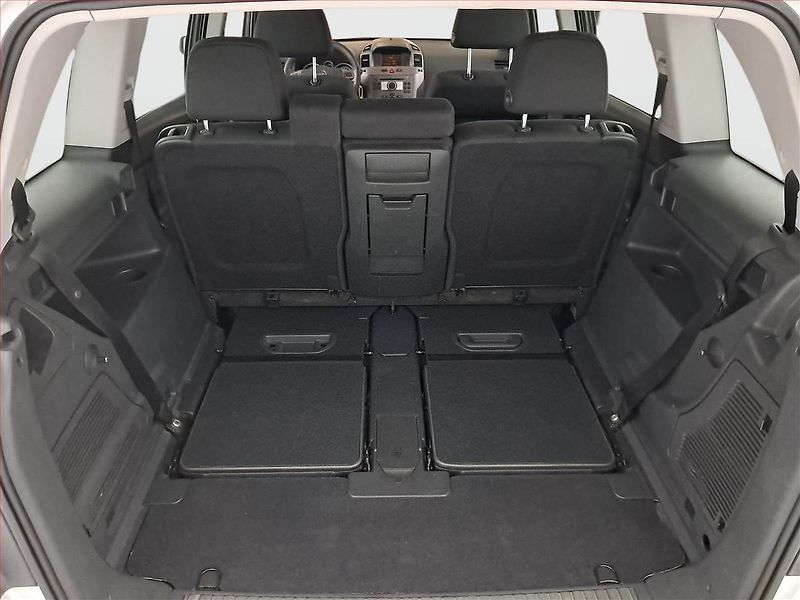 Opel Zafira (2006) 1.6, 7 míst, nová STK - fotka 13 z 15