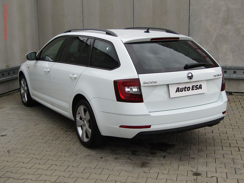 Škoda Octavia (2018) 2.0 TDi, Clever, LED - fotka 6 z 18