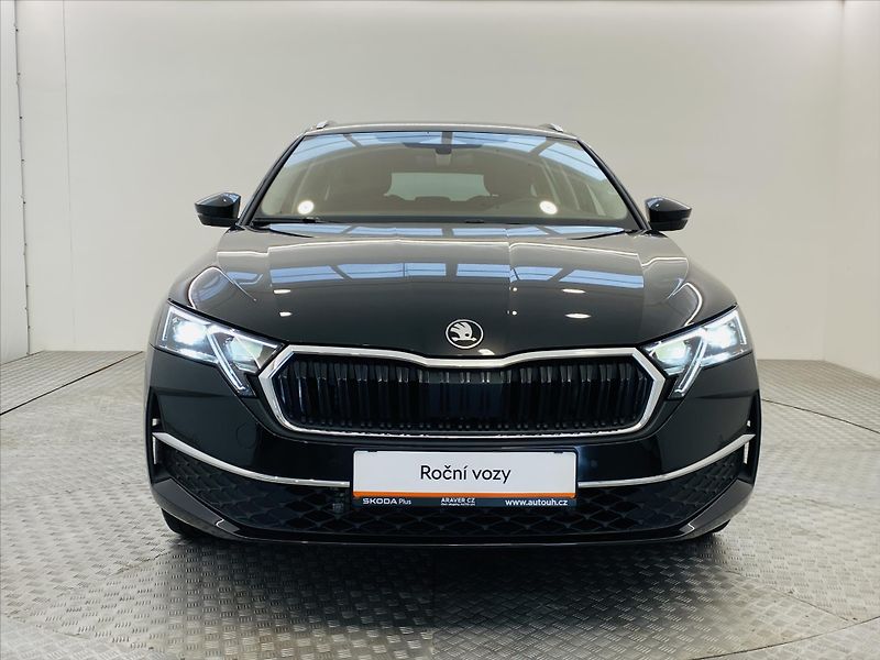 Škoda Octavia 1,5 TSI m-HEV 85kW DSG Top Sel - fotka 4 z 29