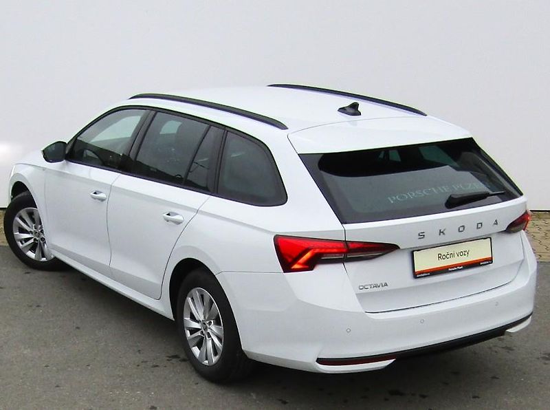 Škoda Octavia IV FL Combi Selection 1.5 TSI - fotka 14 z 30